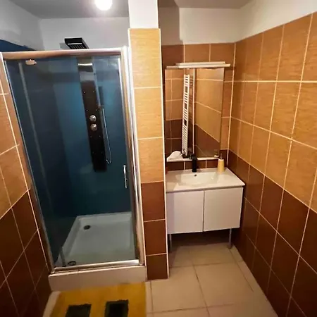 아파트 T3 6 Couchages Grands Buffets Et Plages *